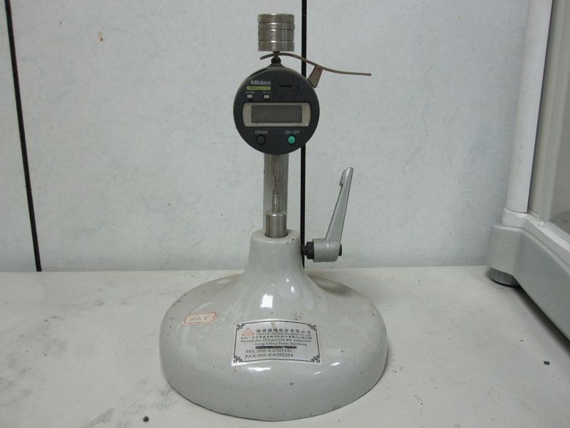 厚度測量計(thickness gauge)